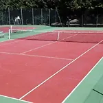 Zecamping 3 Etoiles Animaux Acceptes Tennis Piscine