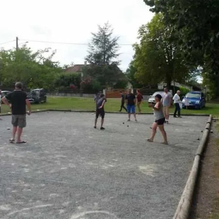 3 Etoiles - Piscine - Eeefag * Verteillac