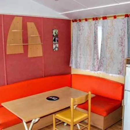 3 Etoiles - Piscine - Eeefag Campsite