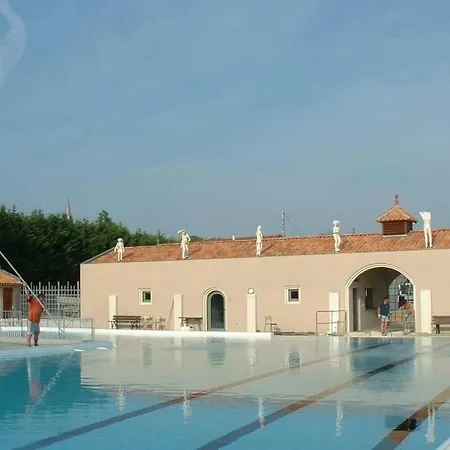 Campsite 3 Etoiles - Piscine - Eeefag *