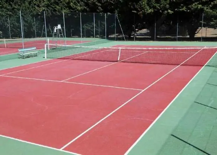 Zecamping 3 Etoiles Animaux Acceptes Tennis Piscine