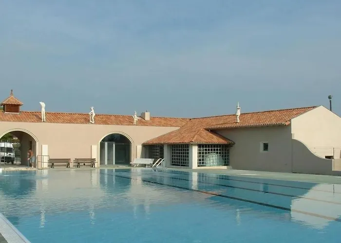 Zecamping 3 Etoiles Animaux Acceptes Tennis Piscine * Verteillac