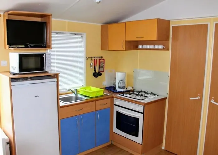 3 Etoiles - Piscine - Eeefaf Campingplatz Verteillac